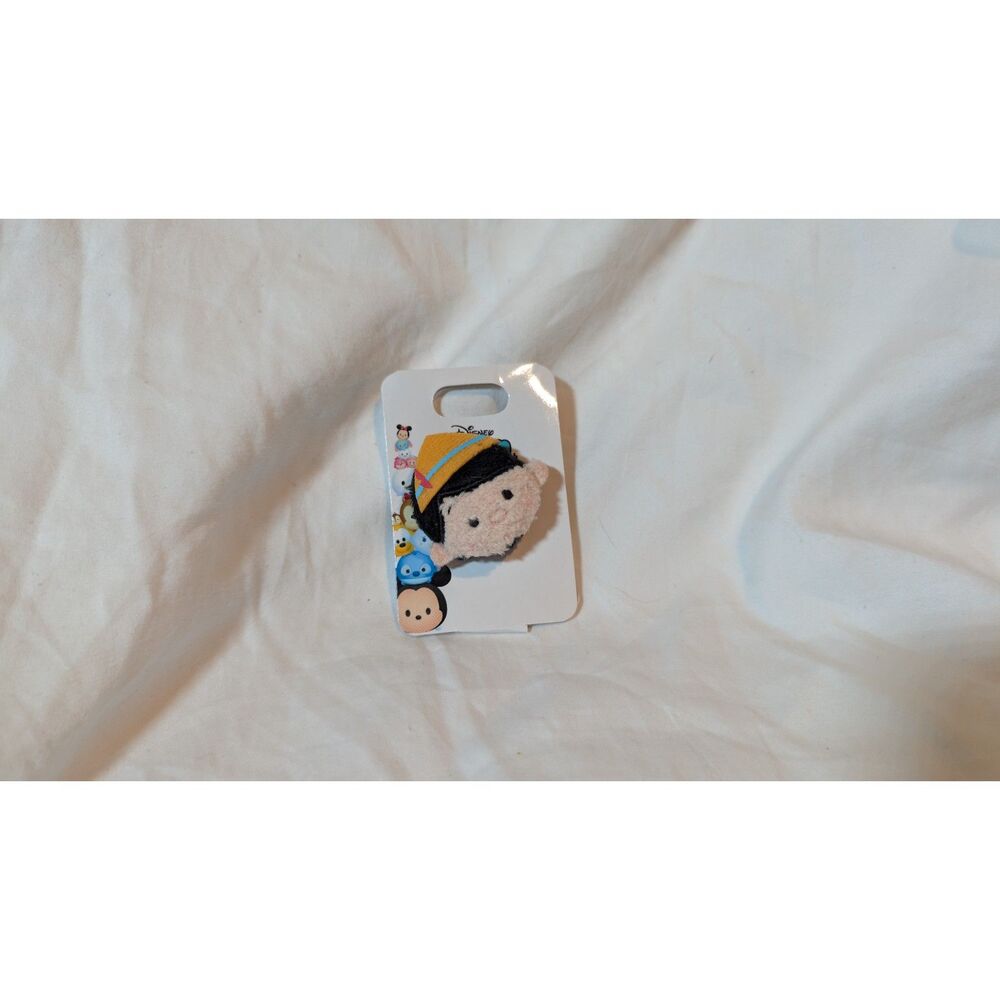 Disney Store Japan Tsum Tsum Pinocchio Plush Mini Badge